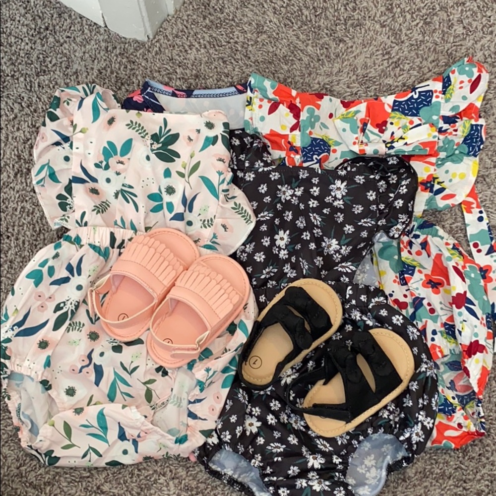 6-12M Summer Lot 4 rompers and 2 pairs of sandals